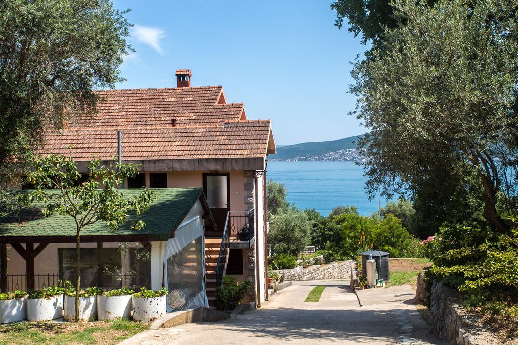 Apartments And Bungalows Mimoza Baosici Herceg Novi Esterno foto